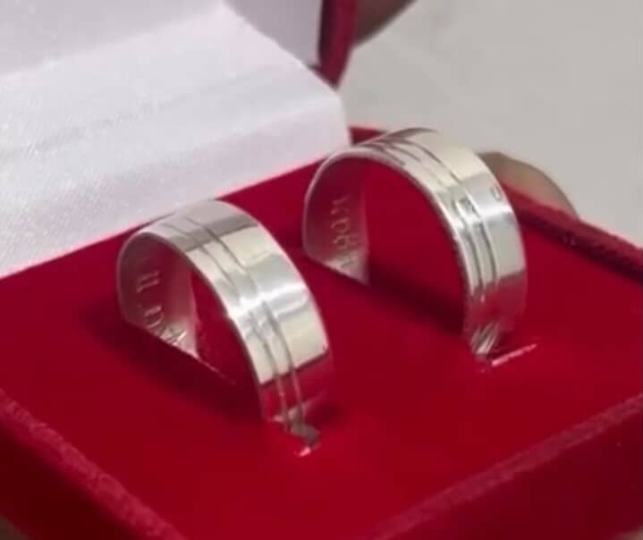 Aliança de 2 frisos polida